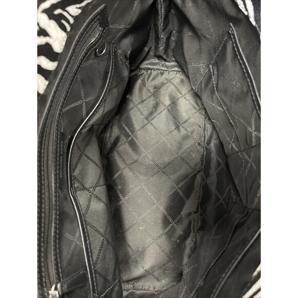 Michael Kors Zebra Signature Carter Large Open Tote bag #30T1SZPT3I - Picture 5 of 16